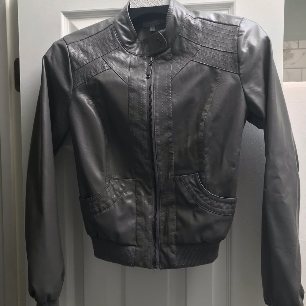 Charlotte Russe size S gray cropped jacket.